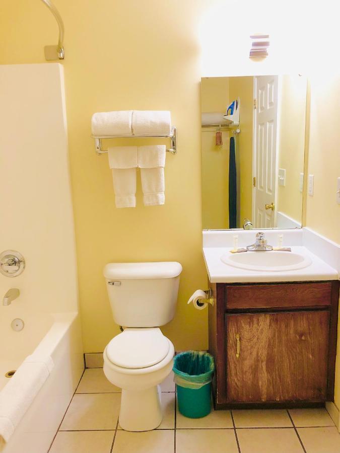 Classic Suites - Cleveland Luaran gambar