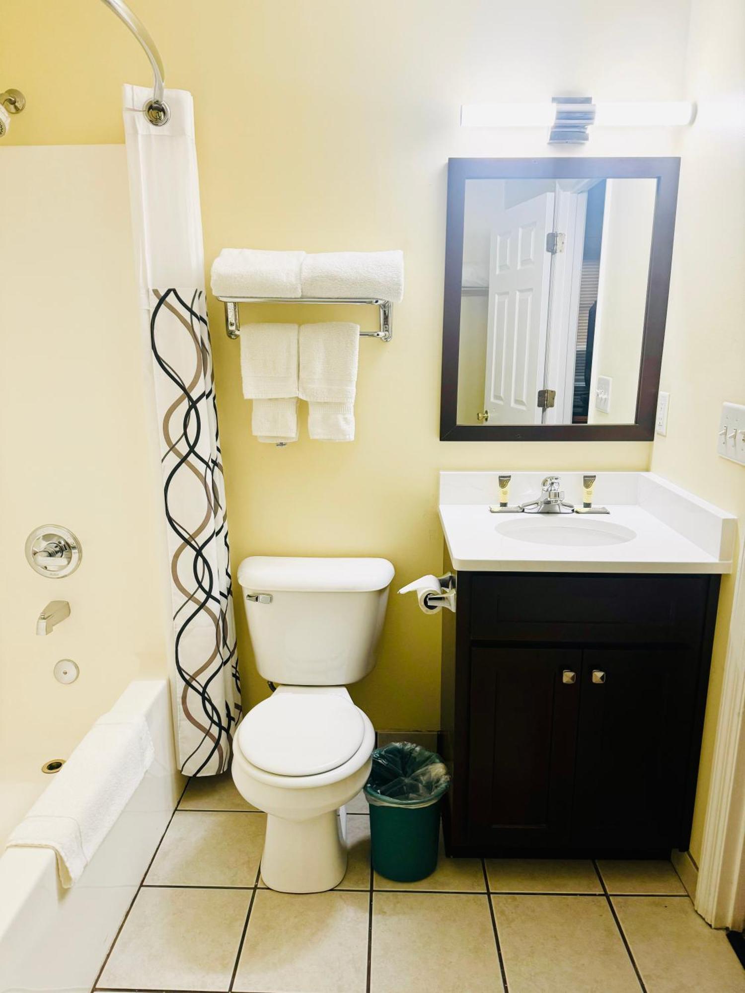 Classic Suites - Cleveland Luaran gambar